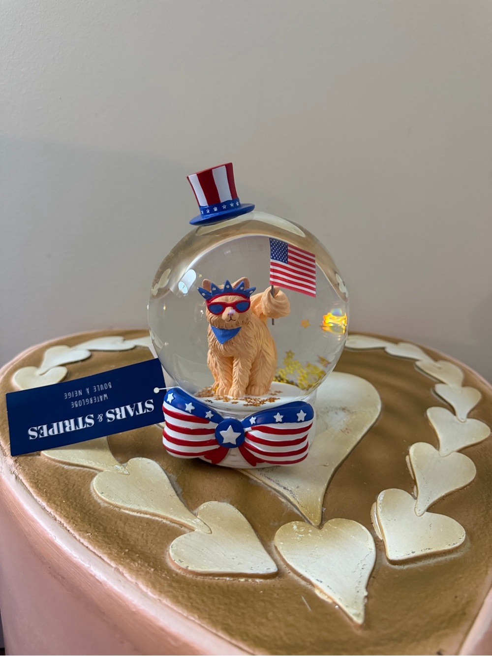 Stars & Stripes 4th of July Patriotic Snow Globe with Cat, Flag & Bow
